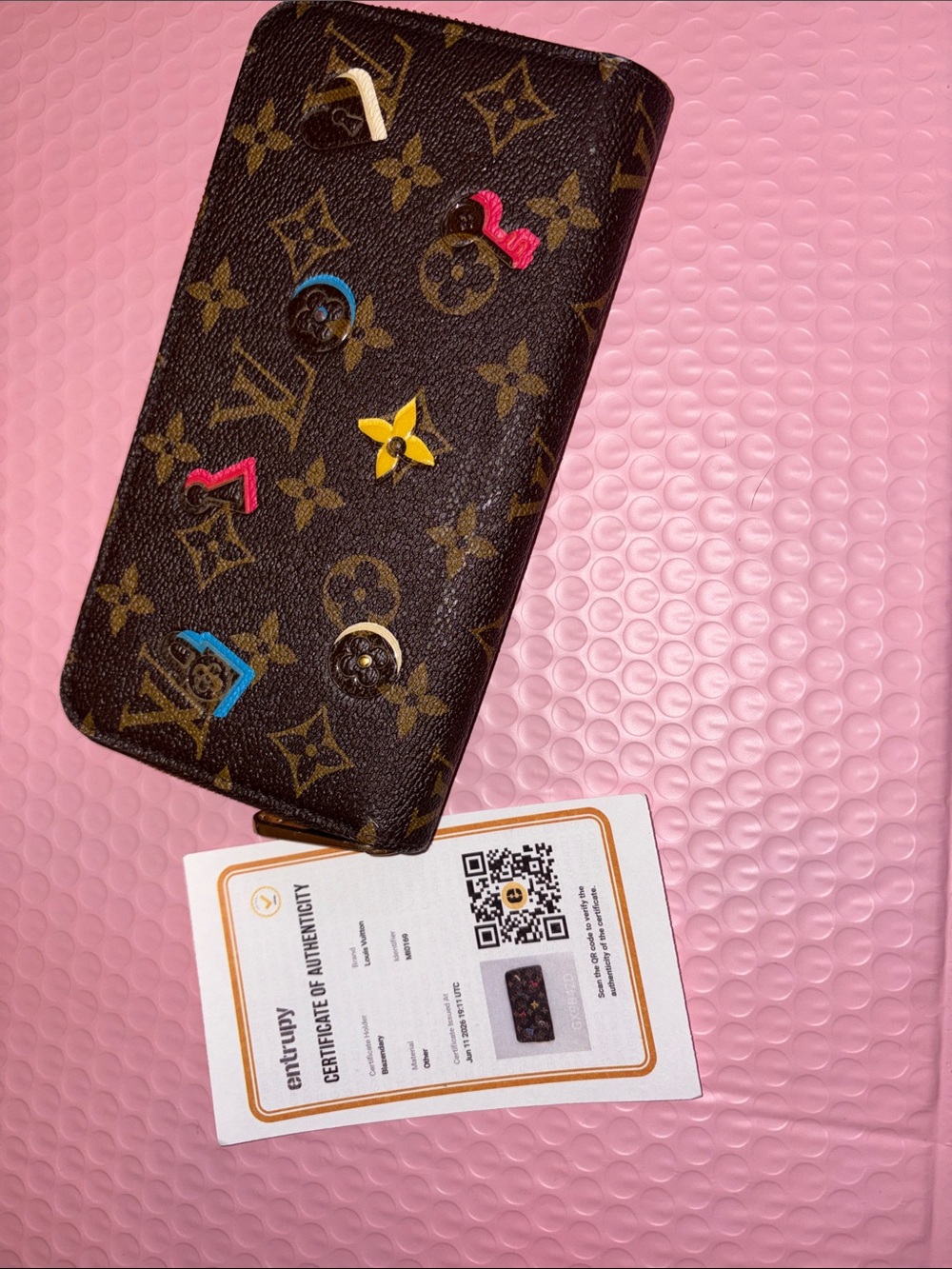 Louis vuitton Love Lock zip continental large wallet! - Picture 1 of 7